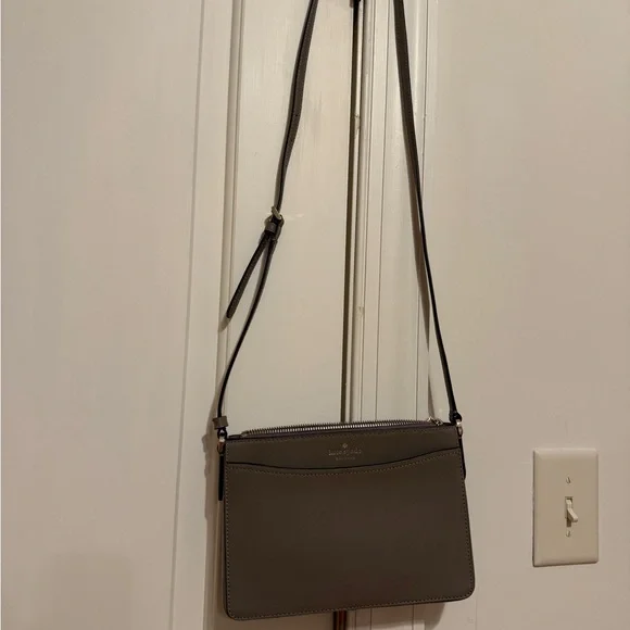 Kate Spade New York Rory Crossbody Bag in gray saffiano leather - Picture 9 of 11